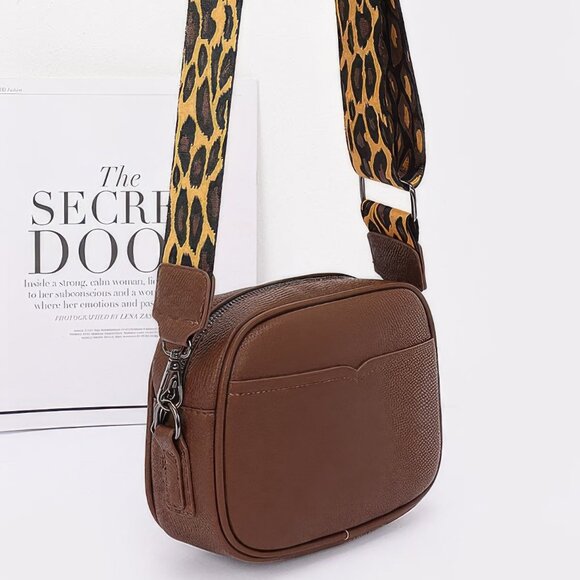 Faux Leather Camera Bag W/leopard Strap - Picture 2 of 5